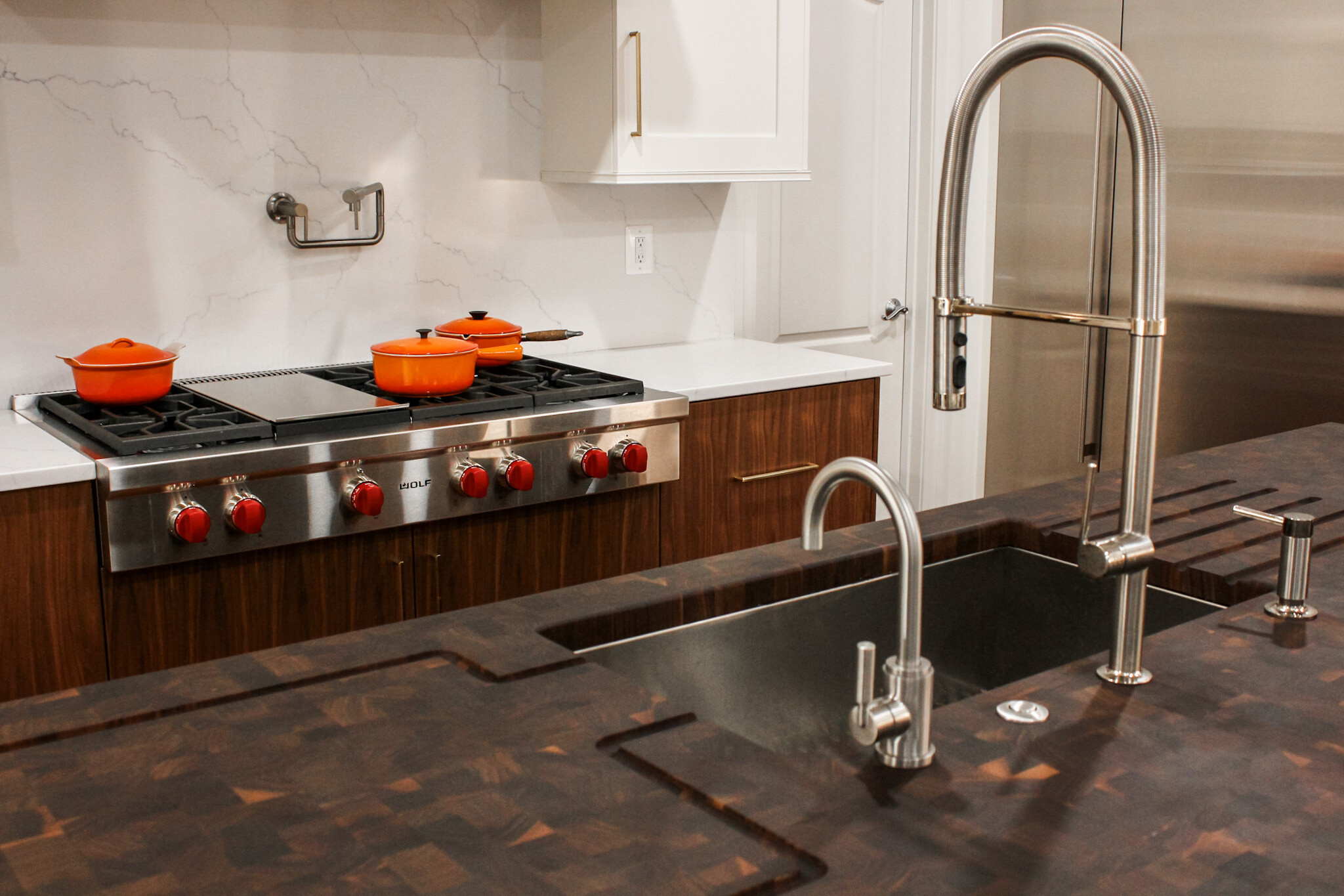 wooden kitchen island End grain wooden kitchen island designed by Stephanie McDowell of Kenwood Kitchens