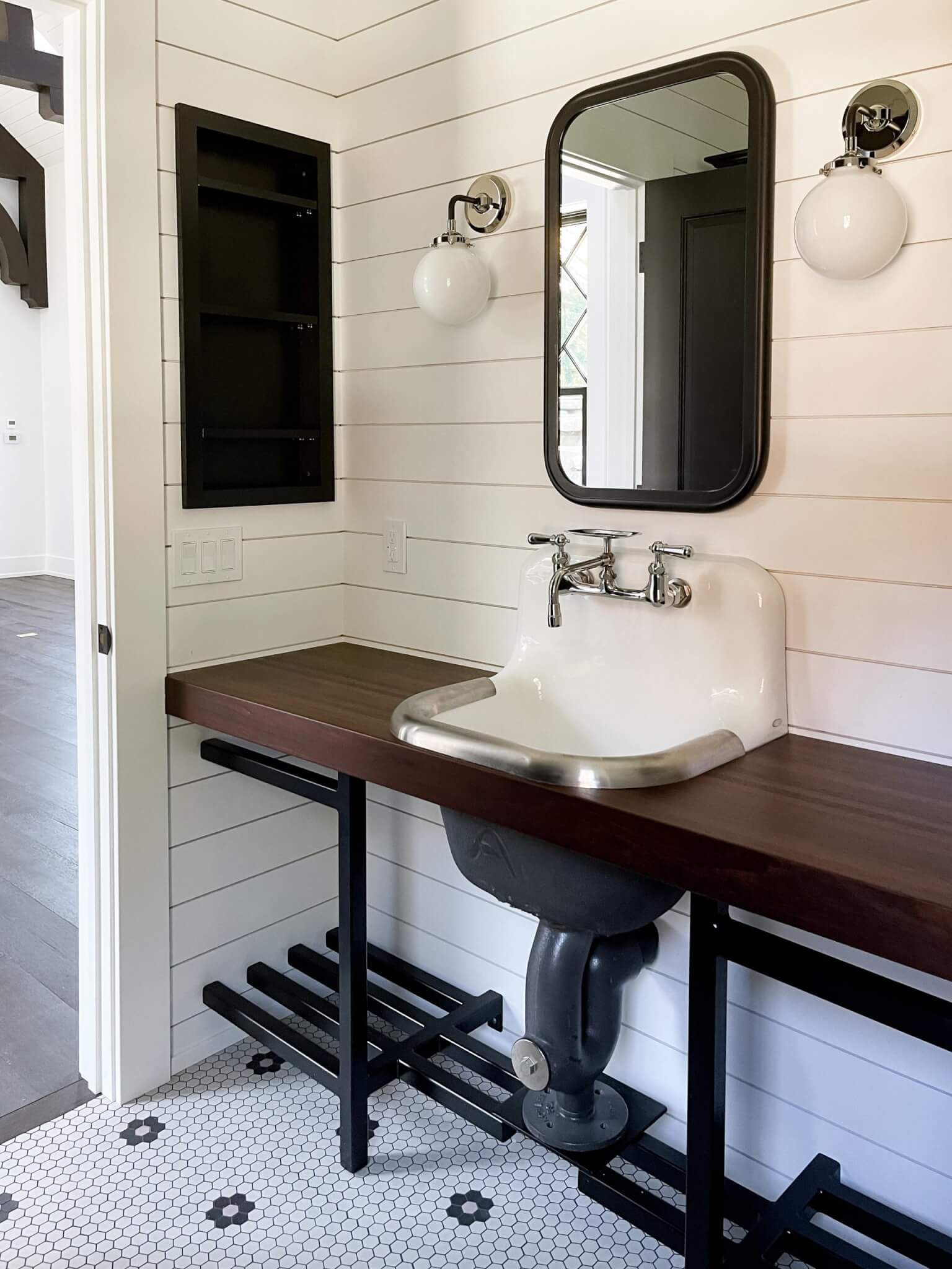 Evalia-Design-Tennis-Hut-Vanity Evalia-Design-Tennis-Hut-Vanity