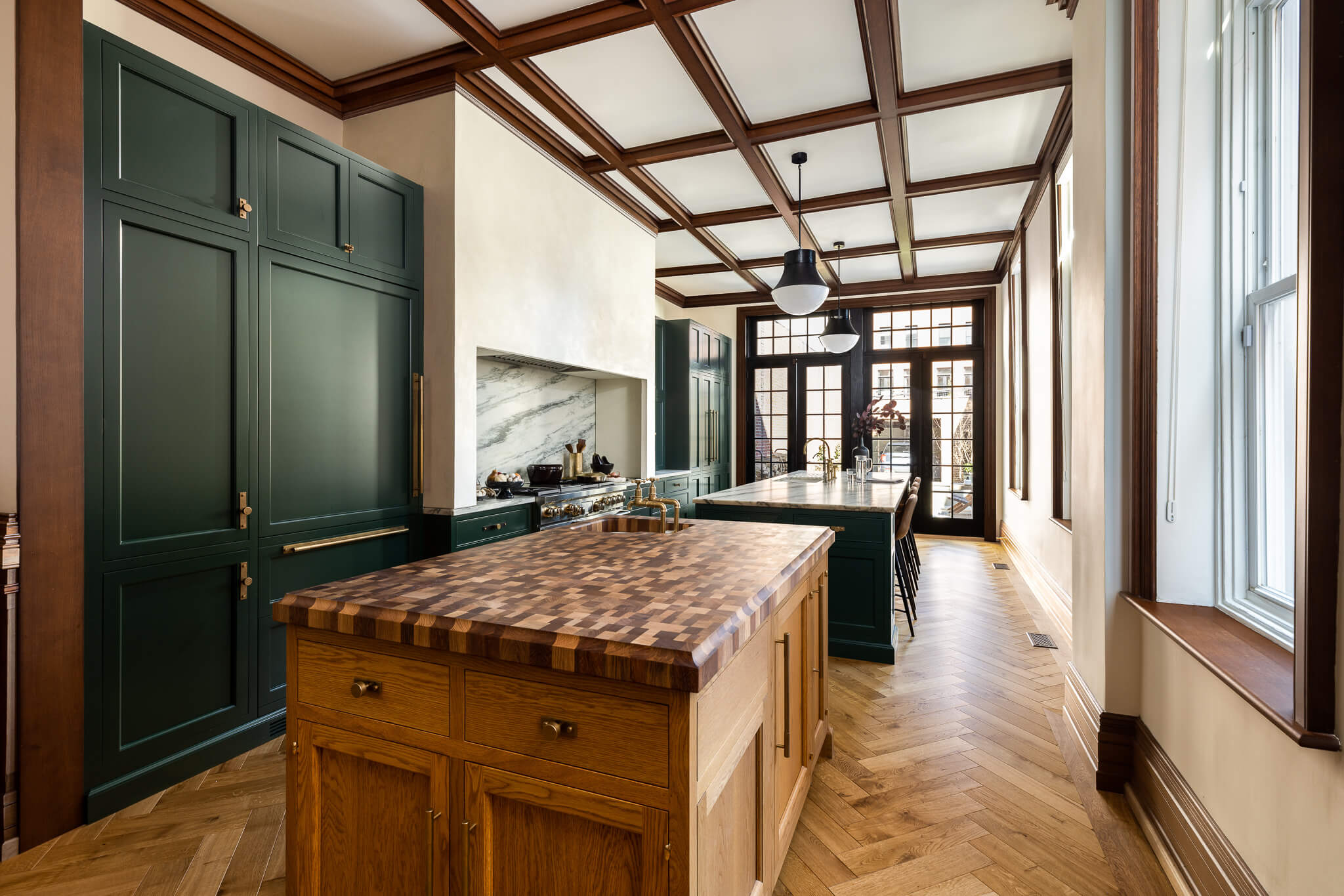 white-oak-iroko-j-thom-end-grain-butcher-block-island-dasi photo web size